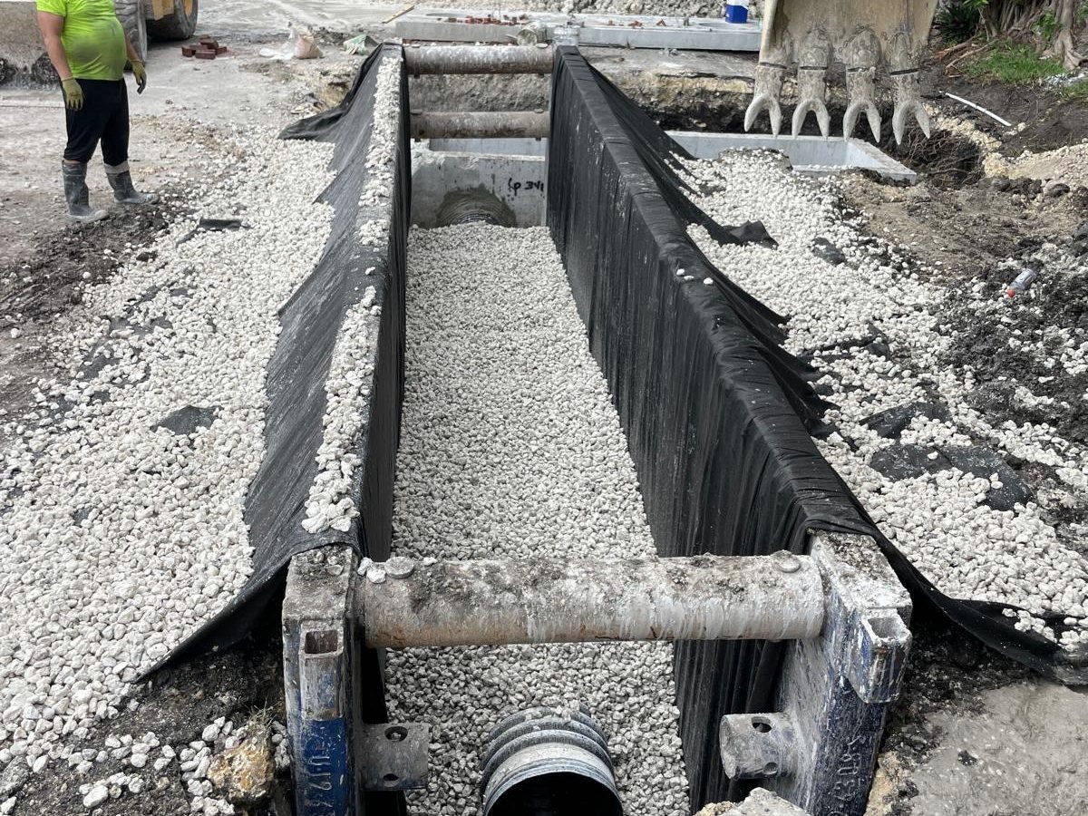 Effluent disposal trench expansion